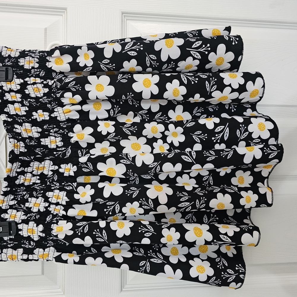 SHEIN Black and White Floral Skirt